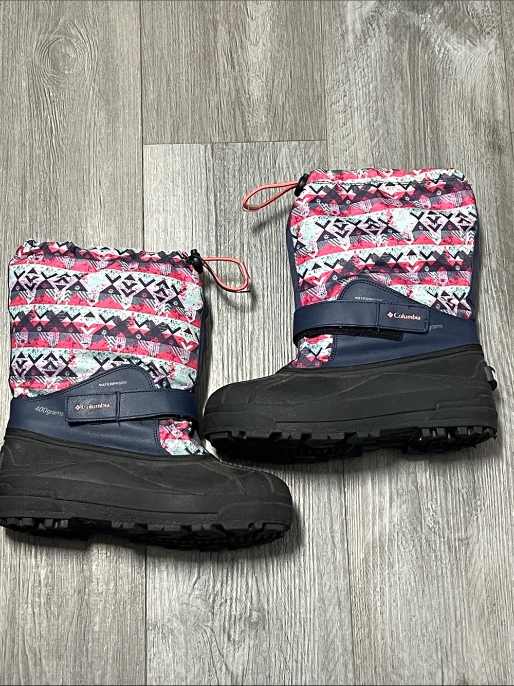 Columbia Powderbug Plus ll Snow Boot Big Girls 400g Insulated Waterproof/ size 5